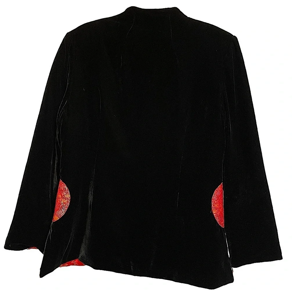 Beautiful Reversible Black Velvet to Red Asian Print Jacket Luxe Look Size M/L